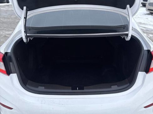 Used 2018 Chevrolet Cruze LS image 9