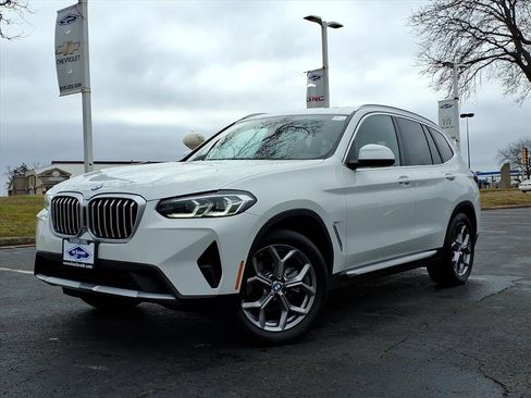 Used 2024 BMW X3 xDrive30i w/ Convenience Package image 3
