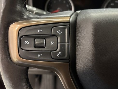 Used 2021 Chevrolet Suburban High Country image 26