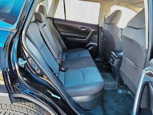 Used 2024 Toyota RAV4 AWD Hybrid image 20