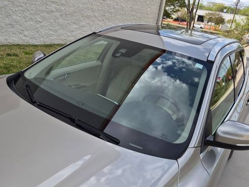 Used 2015 Volvo XC60 T5 Premier image 13