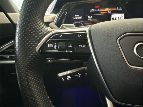 Used 2022 Audi e-tron GT Prestige w/ Prestige Package image 17