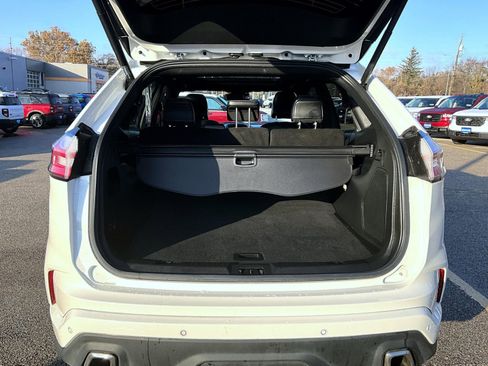 Used 2022 Ford Edge ST w/ Equipment Group 401A image 10