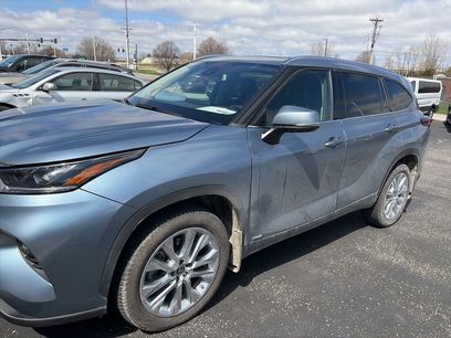 Used 2023 Toyota Highlander Limited