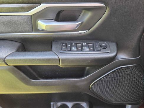 Used 2019 RAM 1500 Big Horn AWD/4WD image 32
