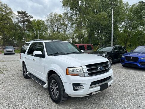 Used 2017 Ford Expedition Limited AWD/4WD image 3