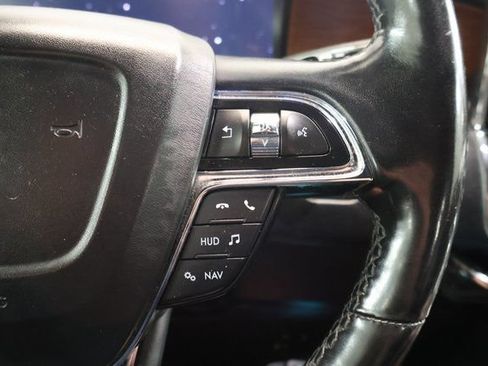 Used 2019 Lincoln Navigator Reserve w/ Cargo Package AWD/4WD image 22