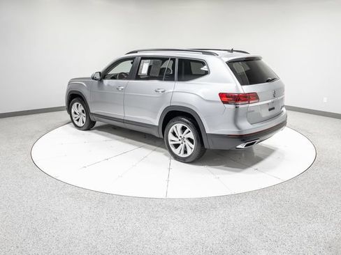 Used 2022 Volkswagen Atlas SE w/ Panoramic Sunroof Package FWD image 35