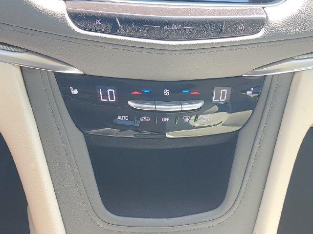 Certified 2018 Cadillac XT5 Luxury w/ Driver Awareness Package AWD/4WD image 27