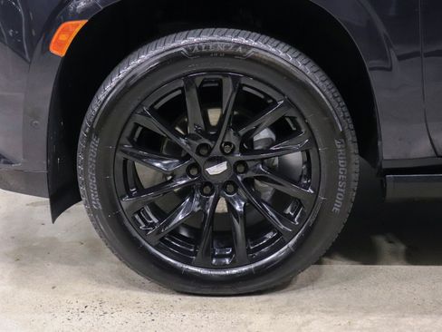 Certified 2023 Cadillac Escalade Sport Platinum w/ LPO, ONYX Package image 9