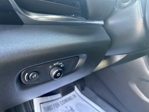 Used 2023 Chevrolet Traverse RS w/ LPO, Floor Liner Package image 18