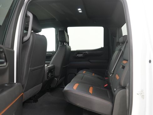 Used 2024 GMC Sierra 1500 AT4 AWD/4WD image 18