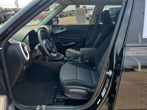 Used 2021 Kia Soul GT-Line FWD image 15