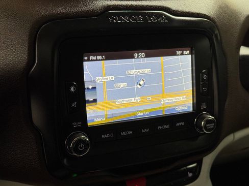 Used 2017 Jeep Renegade Limited image 46