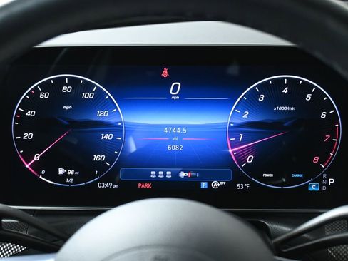 Certified 2025 Mercedes-Benz C 300 4MATIC Sedan image 18