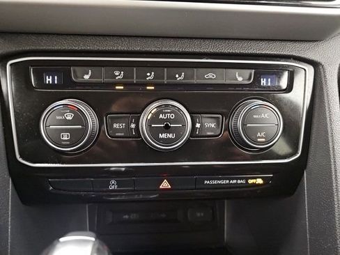 Used 2022 Volkswagen Atlas SE image 24