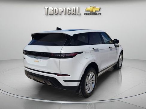 Used 2024 Land Rover Range Rover Evoque S image 3