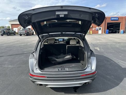 Used 2025 Lincoln Corsair AWD w/ Equipment Group 101A image 23