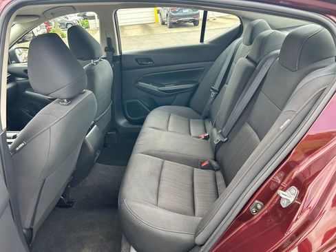Used 2025 Nissan Altima 2.5 SV FWD image 24