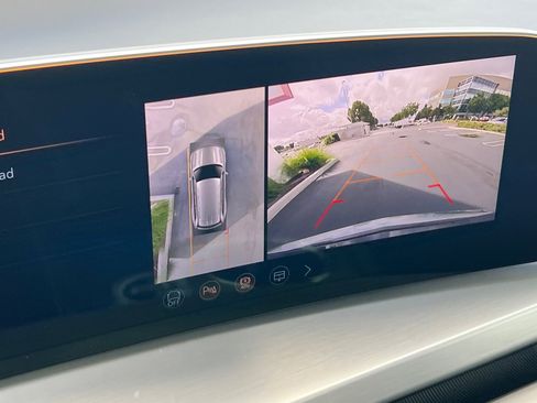 Used 2026 Cadillac Vistiq Luxury image 27