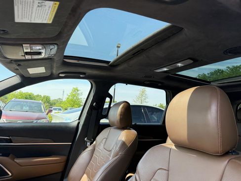 Used 2020 Kia Telluride SX w/ SX Prestige Package image 11