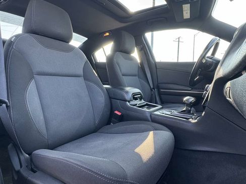 Used 2015 Dodge Charger SE w/ Power Sunroof Group RWD image 29