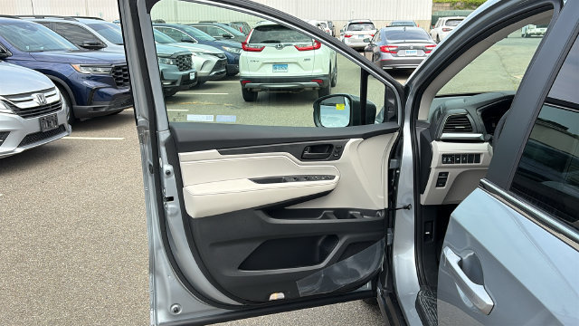New 2026 Honda Odyssey EX-L image 8