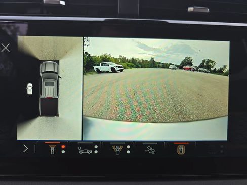 Certified 2025 GMC Sierra 1500 AT4 w/ AT4 Premium Package AWD/4WD image 25