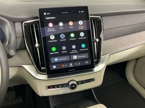 New 2026 Volvo XC90 B6 Ultra w/ Protection Package image 21