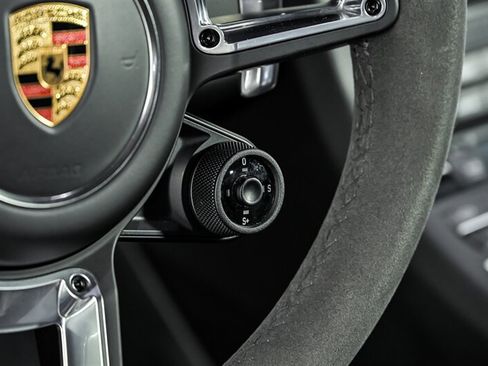 Used 2019 Porsche 718 Cayman GTS RWD image 20