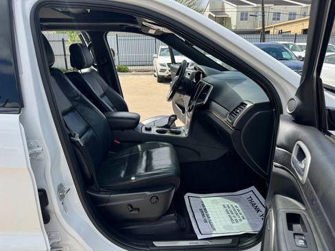 Used 2018 Jeep Grand Cherokee High Altitude image 40