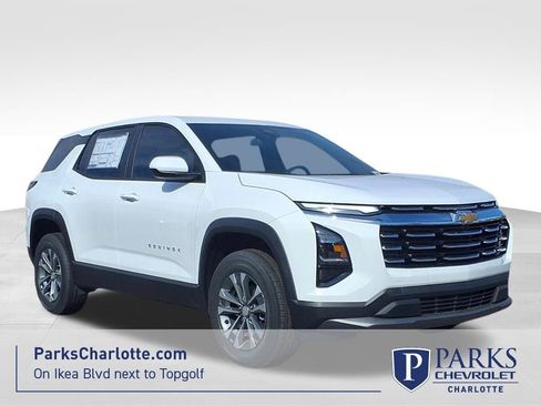 New 2026 Chevrolet Equinox LT w/ Convenience Package II image 1