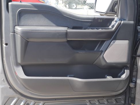 Certified 2025 Ford F150 Lariat AWD/4WD image 40