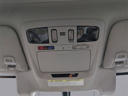 Used 2018 Subaru Outback 2.5i Limited image 22