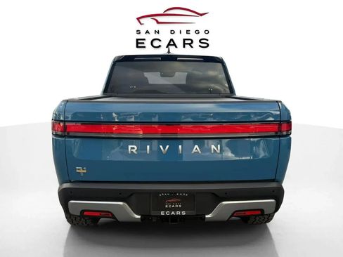Used 2022 Rivian R1T Launch Edition image 6
