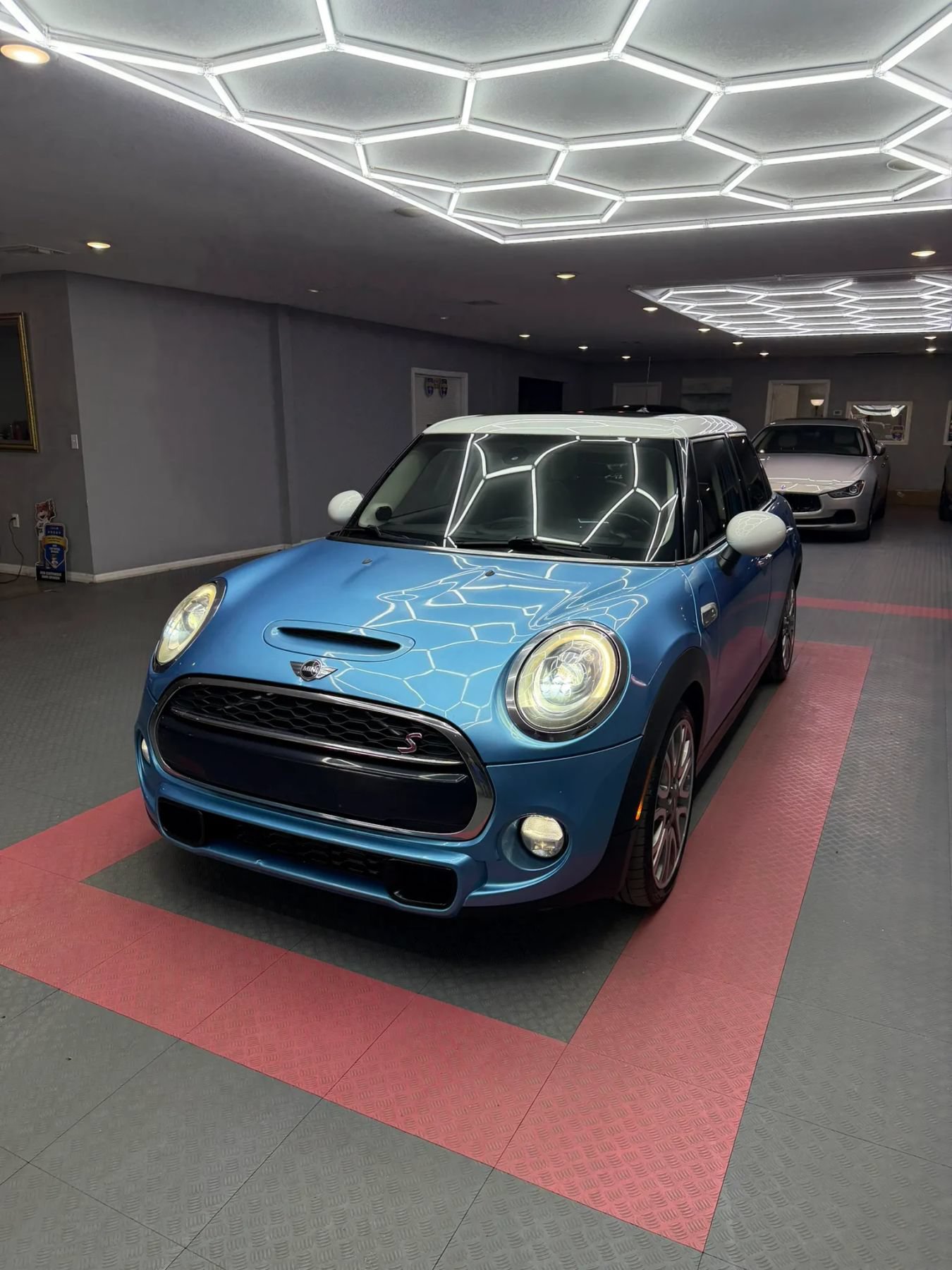Used 2016 MINI Cooper S FWD image 2