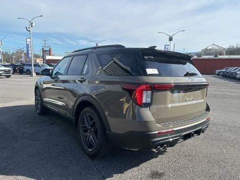 New 2026 Ford Explorer ST w/ Sun And Sound Package image 5