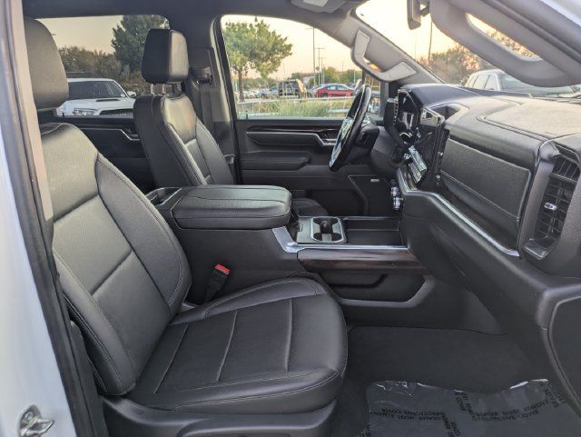 Used 2025 GMC Sierra 2500 SLT w/ SLT Convenience Package AWD/4WD image 29