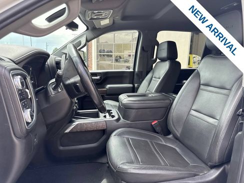 Used 2022 GMC Sierra 3500 Denali w/ Technology Package AWD/4WD image 16