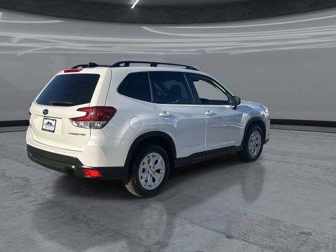 Used 2024 Subaru Forester AWD/4WD image 5