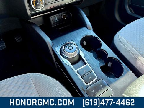 Used 2022 Ford Escape SE image 28