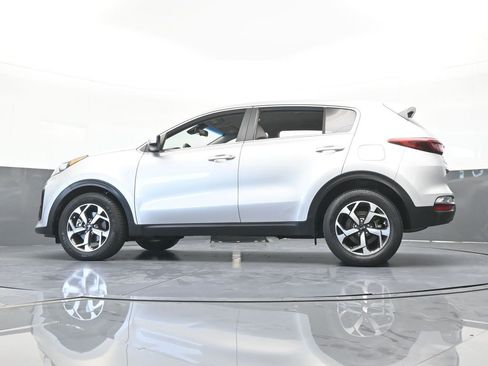 Used 2022 Kia Sportage LX image 21
