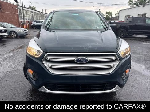 Used 2019 Ford Escape SE FWD image 2