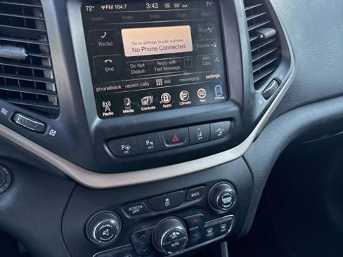 Used 2014 Jeep Cherokee Limited w/ Technology Group image 4