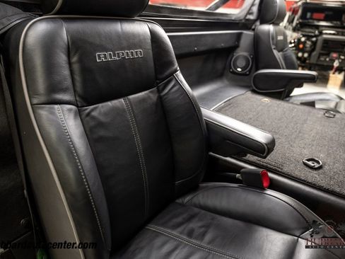 Used 2006 HUMMER H1 4-Door Open Top image 32