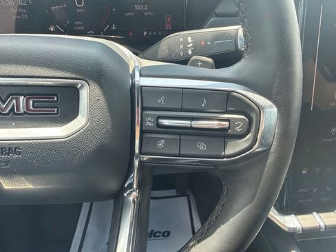 Used 2025 GMC Acadia Elevation FWD image 25
