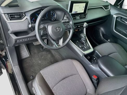 Certified 2025 Toyota RAV4 XLE w/ Weather Package AWD/4WD image 9
