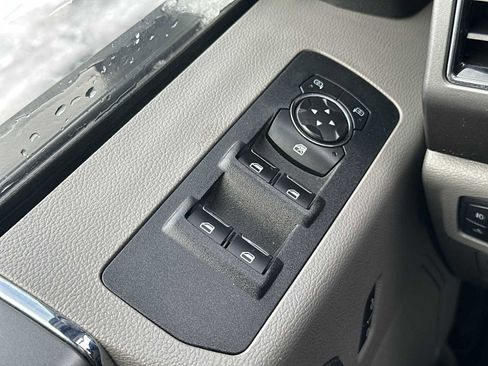 Used 2019 Ford F150 XLT w/ Equipment Group 302A Luxury image 15