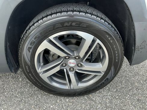 Used 2021 GMC Terrain SLT w/ Infotainment Package II FWD image 25