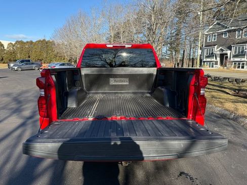 Used 2025 Chevrolet Silverado 1500 LT image 11